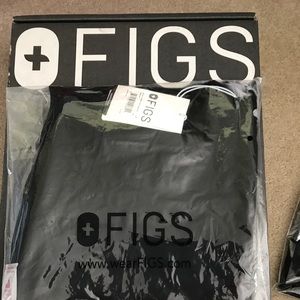 FIGS, Yola Skinny Pants, Black